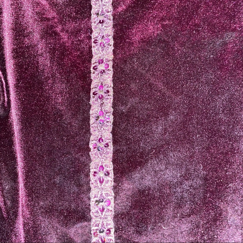 CachCach Velvet Holiday Outfit - Picture 3 of 5